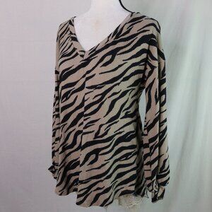 Viamor | V Neck Long Sleeve Sweater Small